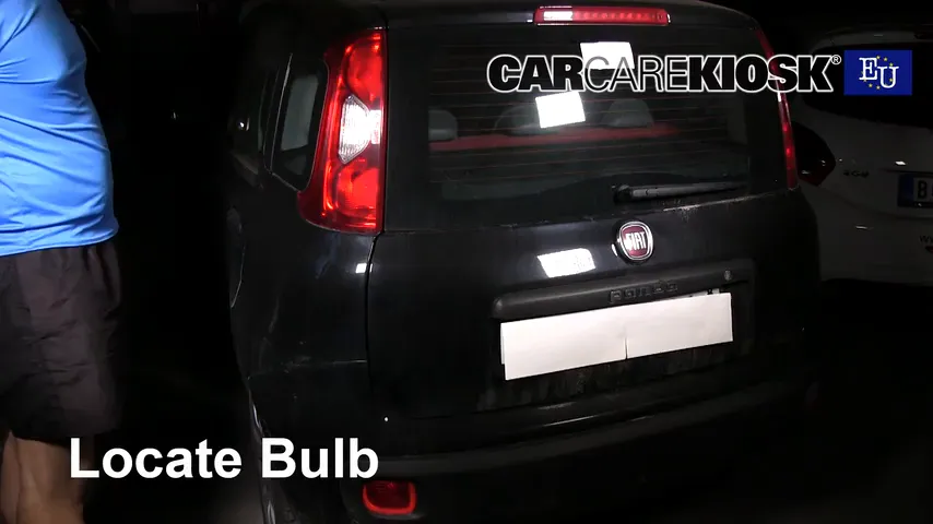 2016 Fiat Panda Pop 1.2L 4 Cyl. Lights
